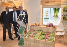 On the left is Khaled Shaker, from Egyptian exporting company Green Egypt. They export strawberries and beans, and will start with sweet potatoes in May. 